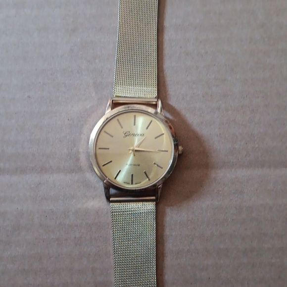 Watch - Picture 1 of 1